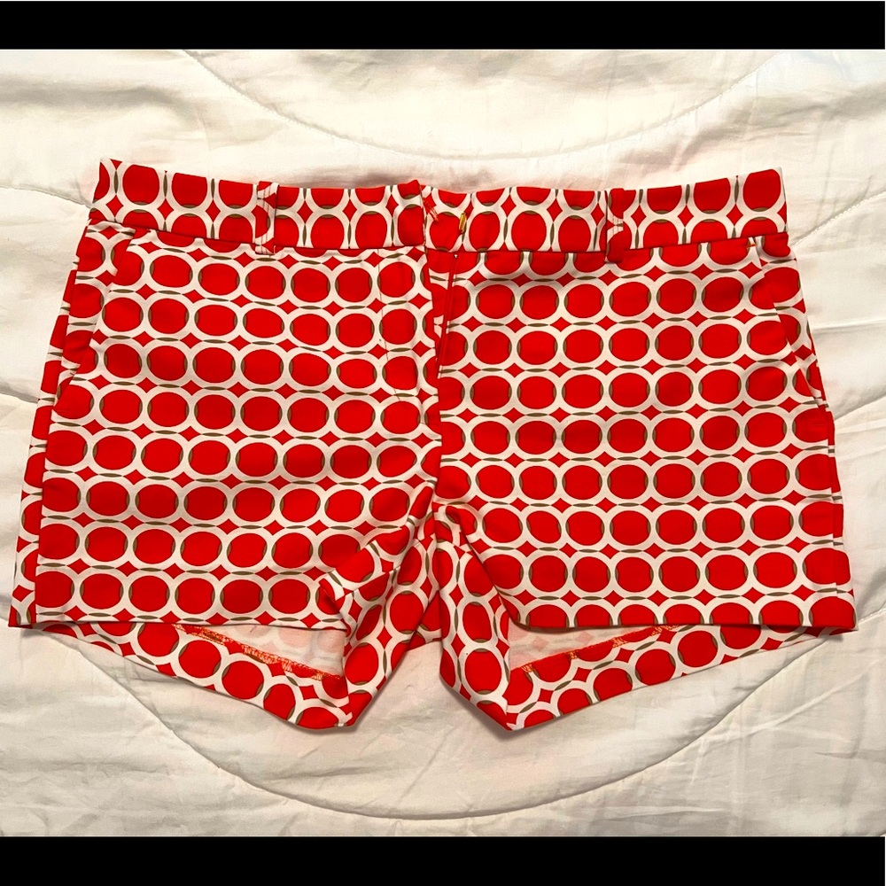 Michael Kors size 6 stretch short